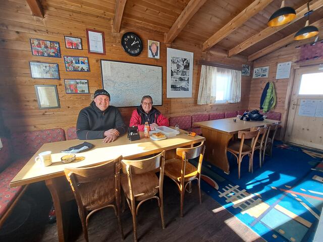 Nach dem Umbau gibt es eine gemütliche Stube, die die Schulklassen gerne für die Jausenpause nutzen. 
