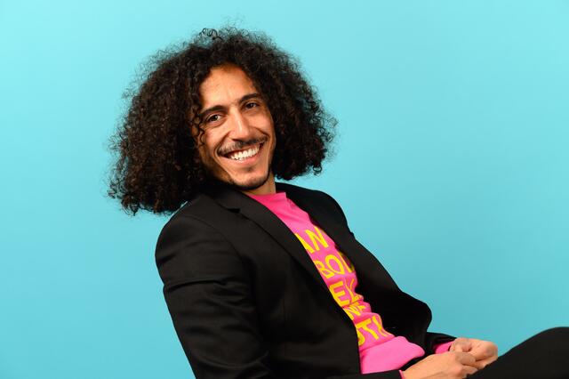 Omar Khir Alanam nimmt gewissermaßen bereits zum zweiten Mal bei einer Tanzshow teil, wurde er doch im Libanon für einen syrischen Profitänzer gehalten. | Foto: Josef Daniel Maier