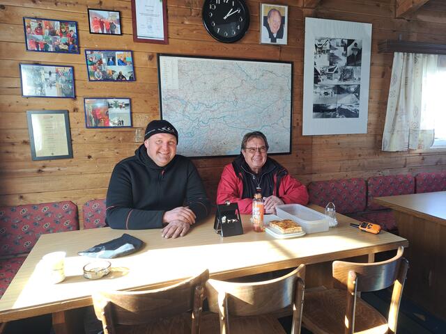 Harald Kaiser und Hannes Michetschläger machen für die Presse extra eine Pause