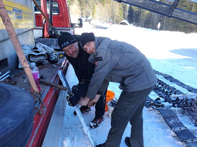 Wenn mal was repariert werden muss, legt natürlich der Chef selbst Hand an. 