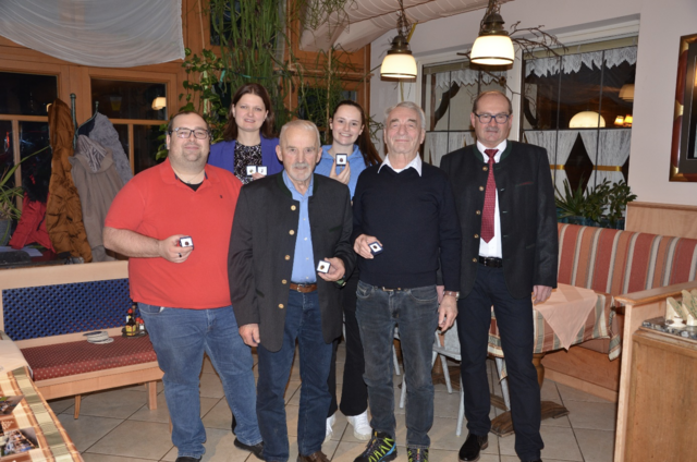 Einige Mitglieder der Antiesenhofener Chöre erhielten bei der Versammlung ein Ehrenzeichen. | Foto: Antiesenhofer Chöre
