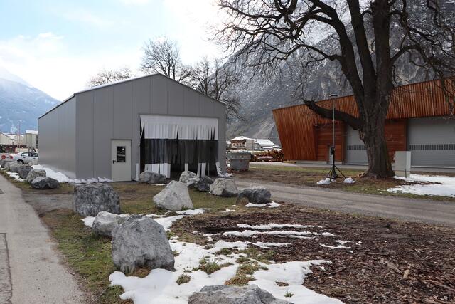 Die Screeningstraße in Zams schließt am 18. Februar ab 12 Uhr aufgrund eines Faschingsumzugs. | Foto: Siegele