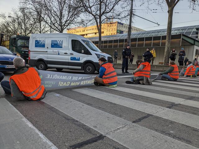 Montag, 13. Februar, 8 Uhr, Treffpunkt Sezession. Da werden sich am ersten Tag der neuen Woche Aktivistinnen und Aktivisten der Klima-Bewegung "Letzte Generation" versammeln.  | Foto: Letzte Generation AT