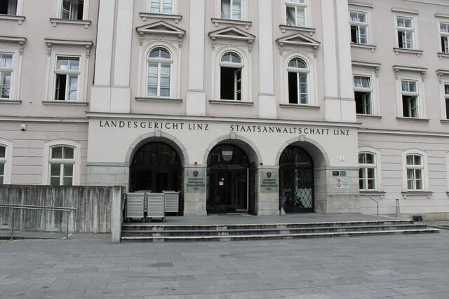 Auf Anordnung der Staatsanwaltschaft Linz wurde der Beschuldigte in die Justizanstalt Linz überstellt. | Foto: BRS