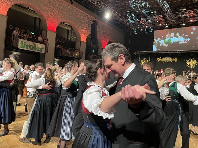 Das Tanzbein wurde fleißig geschwungen. 
