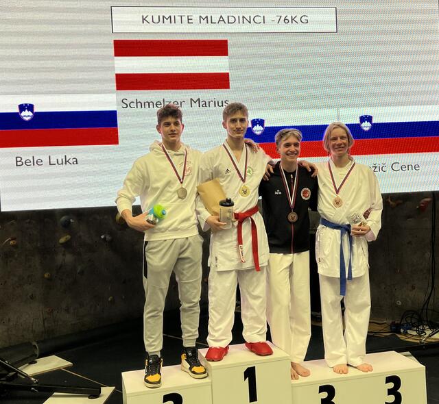 In Slowenien sicherte sich Marius Schmelzer (2.v.l.) beim "17. Pokal Nestla Žganka" den ersten Platz. | Foto: Schmelzer