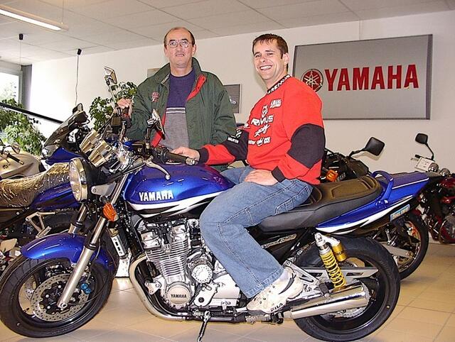 Horst Saiger damals, bei Yamaha Plattner in Knittelfeld. Sein Chef war auch Sonsor und untewrstützte seine Anfänge. Foto Ainerdinger