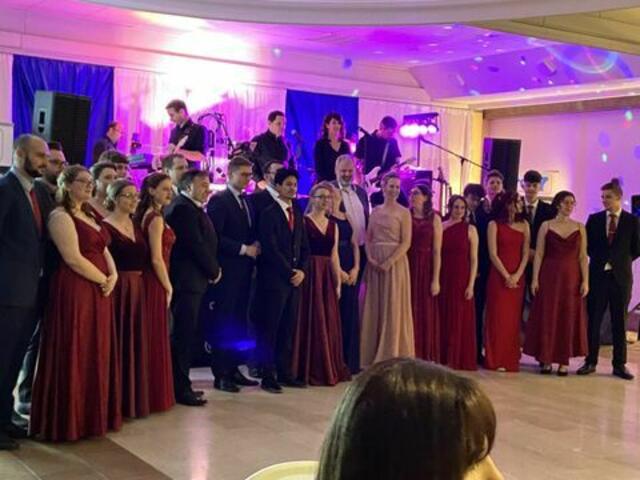 Foto vom Eintanzen bzw. der Balleröffnung  | Foto: Keramikschule Stoob