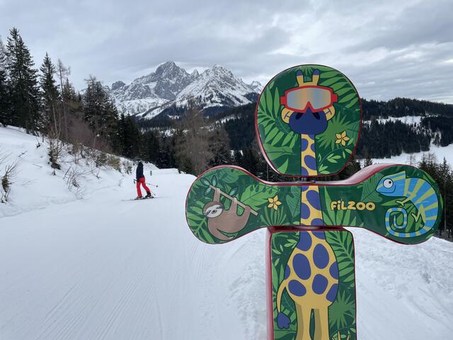 Die neue Kinderstrecke "Filzoo" zeichnet sich durch bewegliche Elemente aus, die einen spielerischen Zugang zum Skisport ermöglichen. | Foto: Felix Hallinger