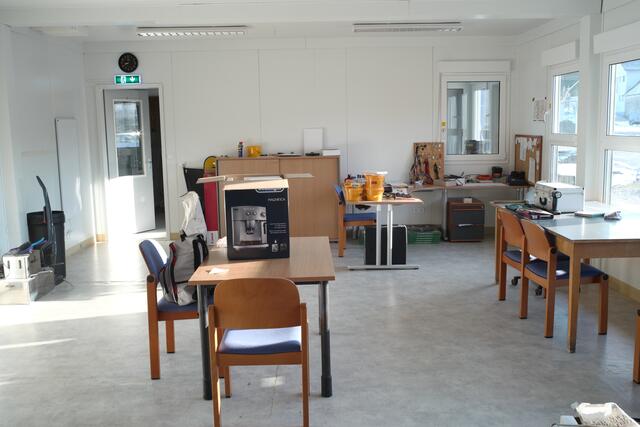 Der Aufenthaltsraum im Container-Bereich.