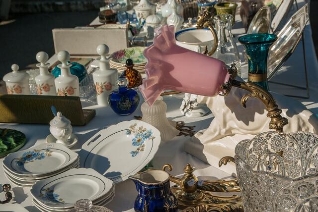 Der Erlös vom Flohmarkt wird der Vinzenzgemeinschaft übergeben und ist für die Unterstützung von bedürftigen Menschen in Hall bestimmt. | Foto: Symbolfoto: PIXABAY