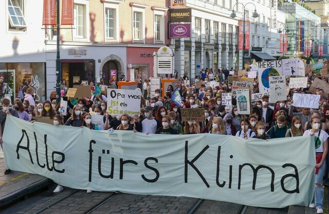 Anlässlich des weltweiten Klimastreiks ist am 3. März auch am Hauptbahnhof in Linz eine Kundgebung geplant. | Foto: Fridays for Future Linz