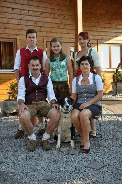 Familie Jenichl von der Jausenstation Jenichl in Geinberg produziert ihren Most selbst. | Foto: Jenichl