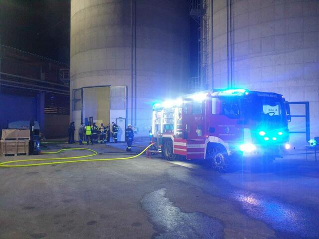 Die FF Gaishorn wurde zu einem Brandeinsatz im Industriegebiet alarmiert. | Foto: FF Gaishorn