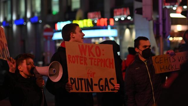 Foto: System Change not Climate Change