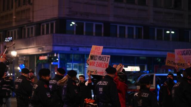 Foto: System Change not Climate Change