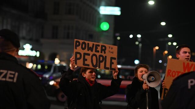 Foto: System Change not Climate Change