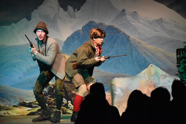 Auf da Pirsch - da Bauer und sei Bua | Foto: Michael Strini