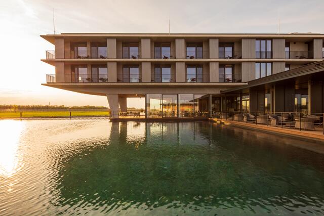 Sowohl in Erich Scheiblhofers "The Resort" in Andau als auch in der St. Martins Therme &amp; Lodge in Frauenkirchen zeigt man sich mit der aktuellen Auslastung sehr zufrieden. | Foto: Monika Nguyen