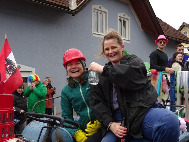 Lara Kölch und Laura Ekker | Foto: Simon Glösl