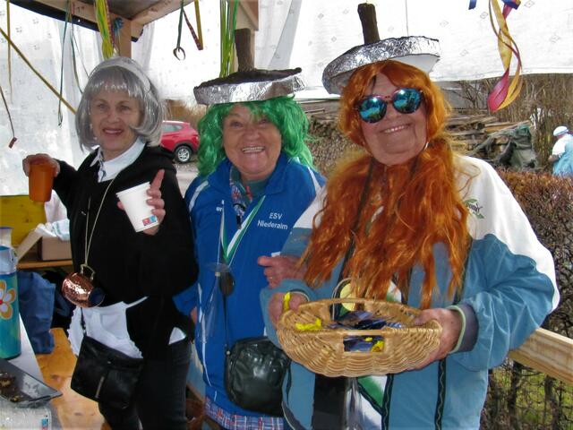 Faschingszug 2023 von Niederalm zum Dorfplatz Anif 