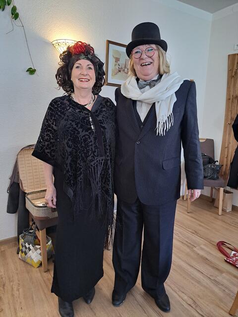 Stargast Lugner mit Jane besuchten den Gasner Opernball