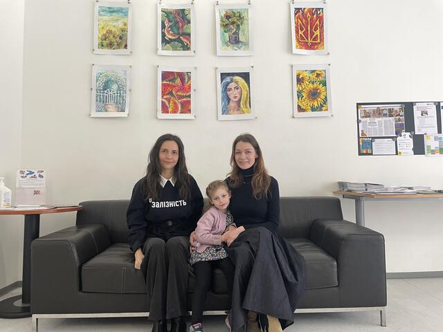 Maria Shpigunova, Polina und ihre Mutter Olena Bulakh sind im März in Graz angekommen.  | Foto: RMS