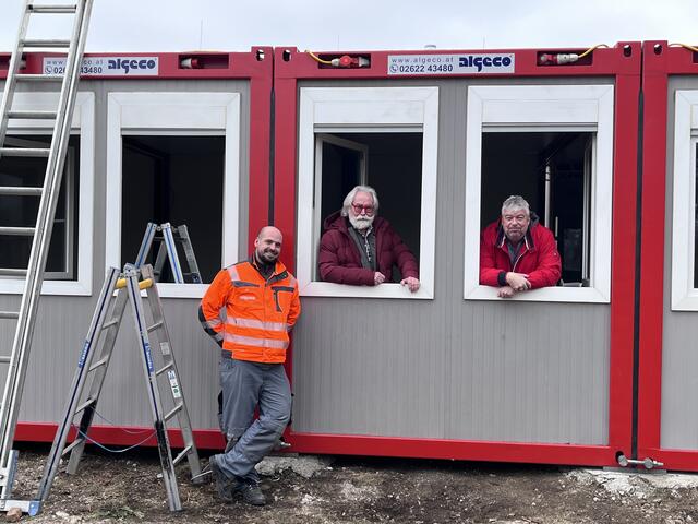 Orban Szabolcs (Fa. Algeco), Bgm. Walter Kahrer und Vbgm. Günther Straub. | Foto: Gemeinde Felixdorf