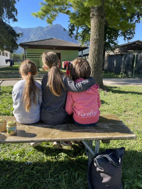 100 Kinder sind in den Kinderdorfeinrichtungen in Innsbruck und Imst untergebracht.  | Foto: Michael Steger