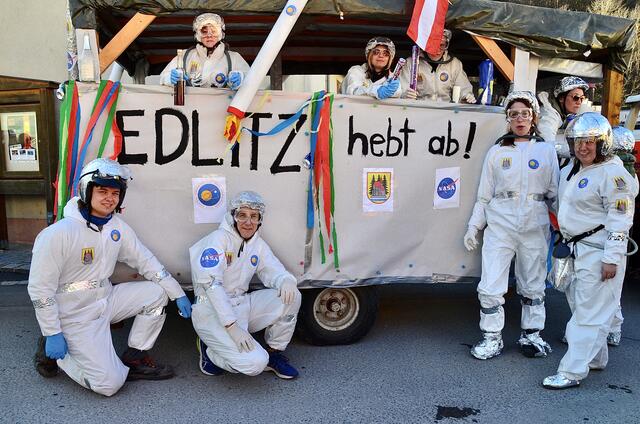 Privatgruppe- NASA Crew- „Houston wir haben ein Problem“ | Foto: Elisabeth Peinsipp 