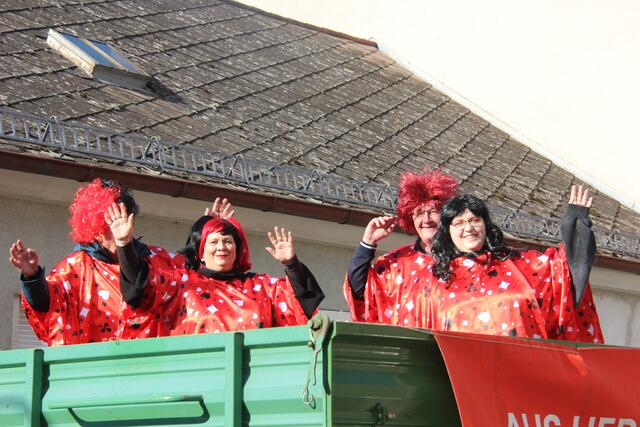 Das Bezirksblätterteam verbreitete gute Laune. | Foto: Mold