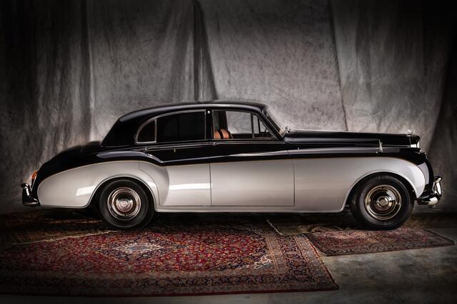 So sieht der fertig lackierte Bentley aus. | Foto: Andreas Schatzl