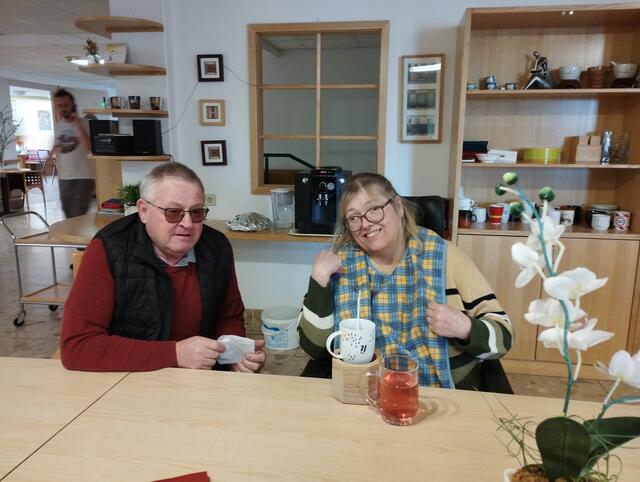 Johann Hinterkörner besucht gerne die Bewohner im Dorf Altenhof. | Foto: Hinterkörner