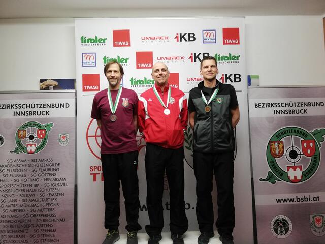 1. Platz Rudi Sailer vom HSV Absam, 2. Platz Sigmar Kahlen von der SG Hall,  3. Platz Alex Wutte - HSV Absam | Foto: TLSB Christian Kramer