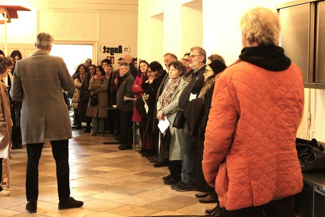 Erfolgreiche Eröffnung: Die Eröffnung der Ausstellung "Angst" wurde gestürmt. Sie war die bisher bestbesuchte Eröffnung seit Bestehen des Kunstverein Eisenstadt. | Foto: Kurt Kladler, Kunstverein Eisenstadt