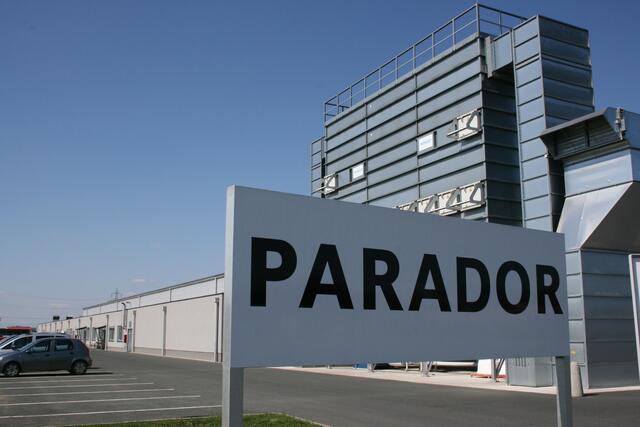 Aufgrund der gesunkenen Nachfrage nach Parkettböden sind bei Parador 107 der 118 in Güssing beschäftigten Mitarbeiter bis 31. März 2023 in Kurzarbeit. | Foto: Martin Wurglits