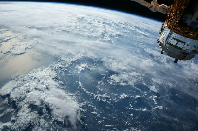 Am 25. Februar 2013 wurde der erste Österreichische Satellit in den Weltraum geschickt. Gebaut wurde der "TUGSAT-1" an der TU Graz. | Foto: Unsplash