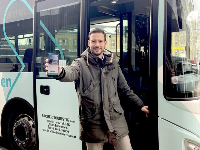 Mobilitätslandesrat Sebastian Schuschnig präsentiert neue GoHappy-App | Foto: RegionalMedien Kärnten