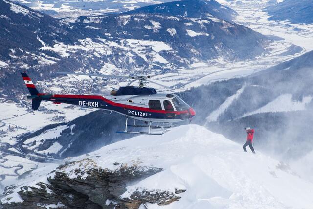 Die Polizei rettete gestern einen deutschen Skibergsteiger aus seiner alpinen Notlage. Er hatte am Weg auf die Wildkarspitze in Krimml seine Ausrüstung verloren. | Foto: Franz Neumayr