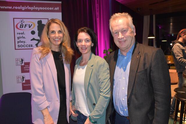 Sissy Gamauf-Leitner, Yvonne Lindner und ASVÖ-Präs. Robert Zsifkovits | Foto: Michael Strini