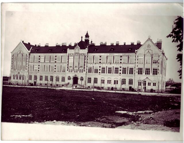 Das ursprüngliche Gymnasium Biondekgasse in Baden | Foto: Stadtarchiv Baden