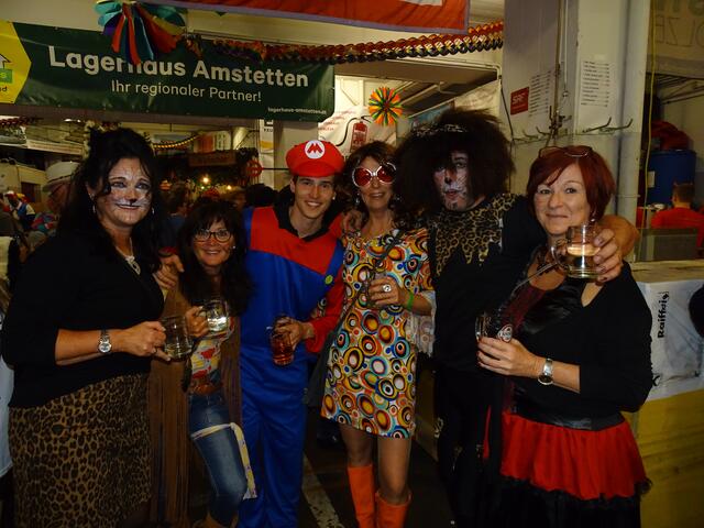 Monika Oberbramberger, Gabi Krondorfer, Lukas Günther, Maria Kettner, Helmut Oberbramberger und Brigitte Kettner | Foto: Simon Glösl