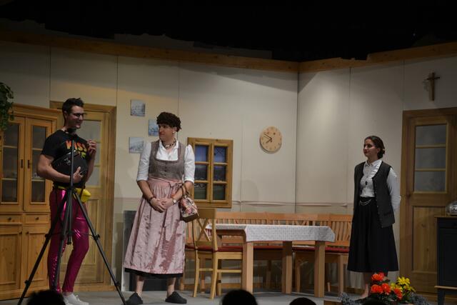 Christoph Kahrer, David Stocker und Regina Thür in Aktion. | Foto: Alex Fritsch