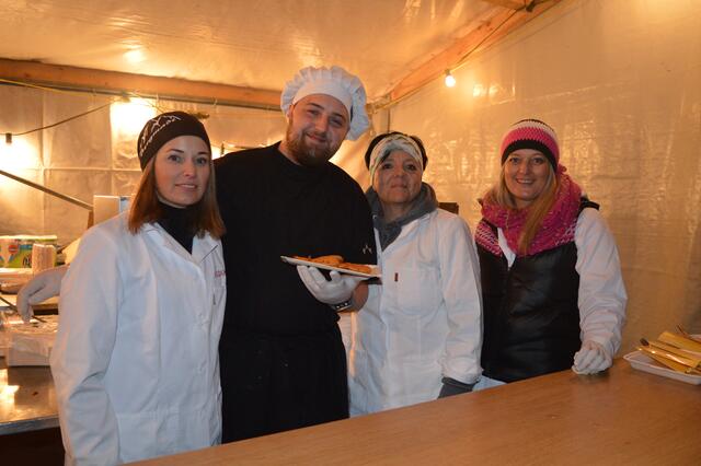 Waren für den Kaskiachl-Genuss in Zams verantwortlich: Maria Schlatter, Patrick Niederwolfsgruber, Manuela Melmer und Angela Krismer (v.li.). | Foto: Siegele