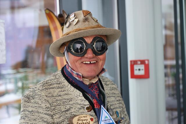 vor dem Fernlauf Start Gerhard Ortner | Foto: ©Nostalski.com_Fotograf Roland Hölzl