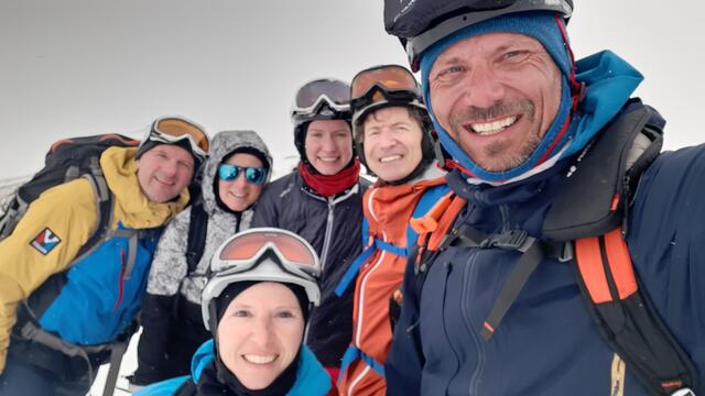 Das letzte Februarwochenende nutzte der Alpenverein Neugablonz-Enns nochmal so richtig aus. Eine Gruppe war in den Türnitzer Alpenunterwegs und eine andere im Pulverschnee in der Obersteiermark.  | Foto: Alpenverein Enns