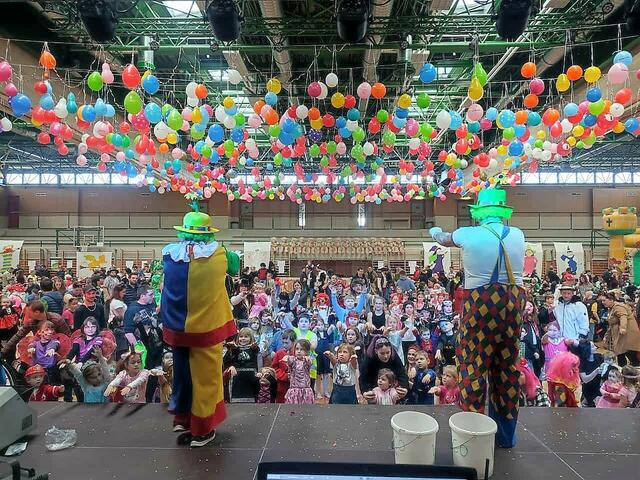 Volles Haus und Riesenspaß beim Kinderfasching der Kinderfreunde in der Koralmhalle | Foto: Moser