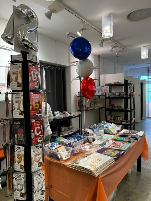 Beim Partyshop konnte alles für die nächste Feier ergattert werden.  | Foto: Thurner