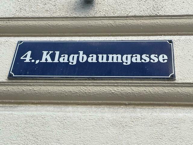 Das Beschilderungsproblem ist nicht nur ein Problem von Margareten. Auch in der Klagbaumgasse (4. Bezirk) sorgt das Vorrangzeichen für Verwunderung. | Foto: Salme Taha Ali Mohamed