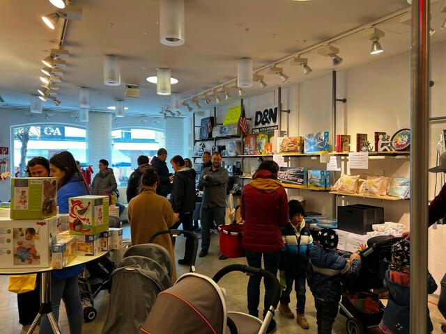 Gut besucht war der American Sale der Region Landeck in der Malserstraße 44 am vergangenen Wochenende.  | Foto: Thurner